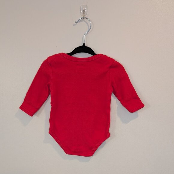 ๐ 3 for 10 ๐ "I Saw Mommy Kissing Santa Claus" Christmas Bodysuit - Picture 2 of 3